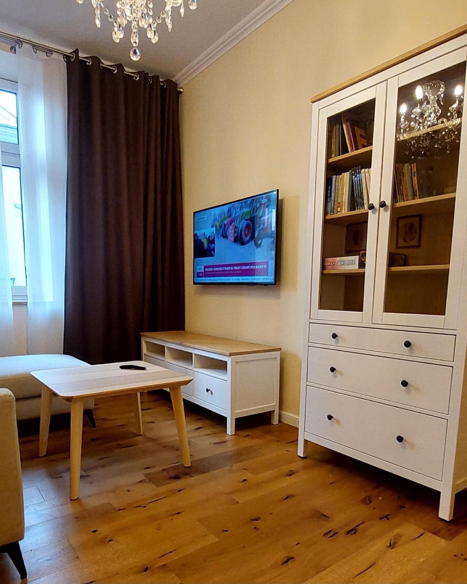 Old Town Comfort Тарнув Экстерьер фото